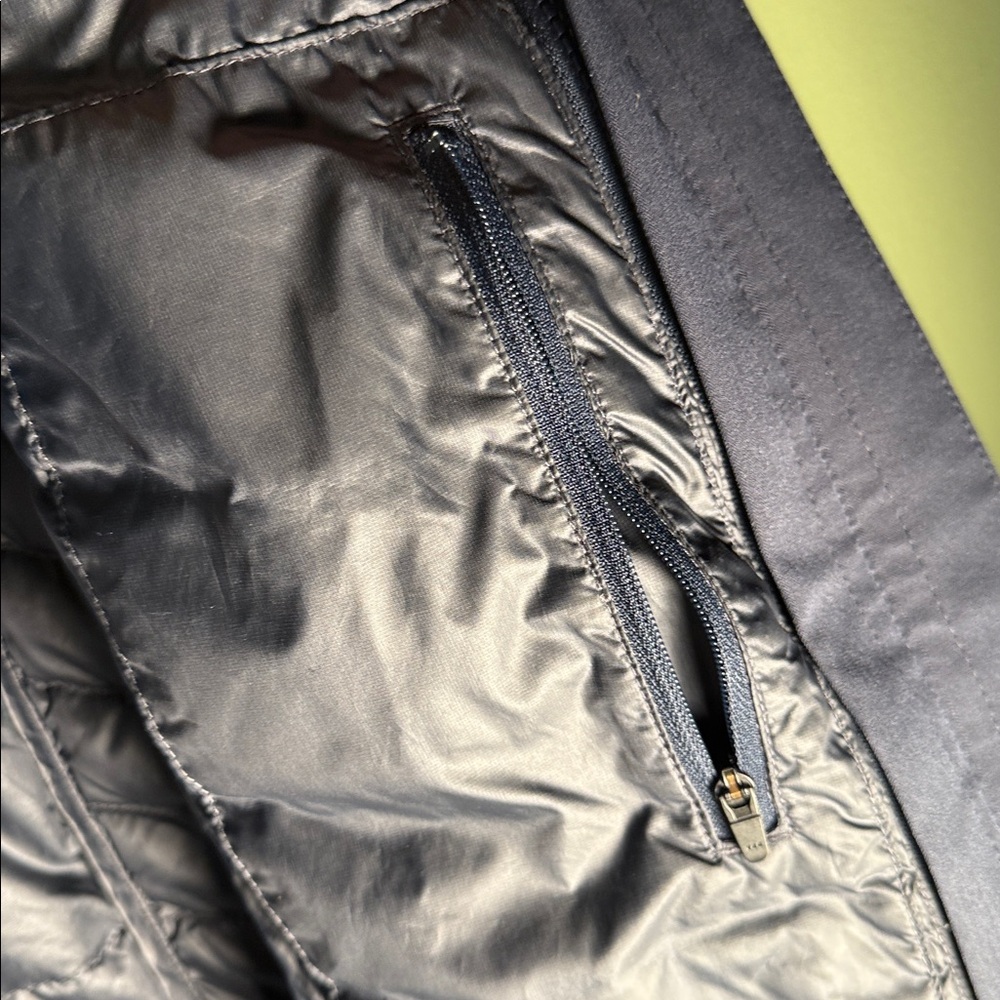 Patagonia Women's 3 in 1 Jacket Dark Blue - Picture 15 of 16